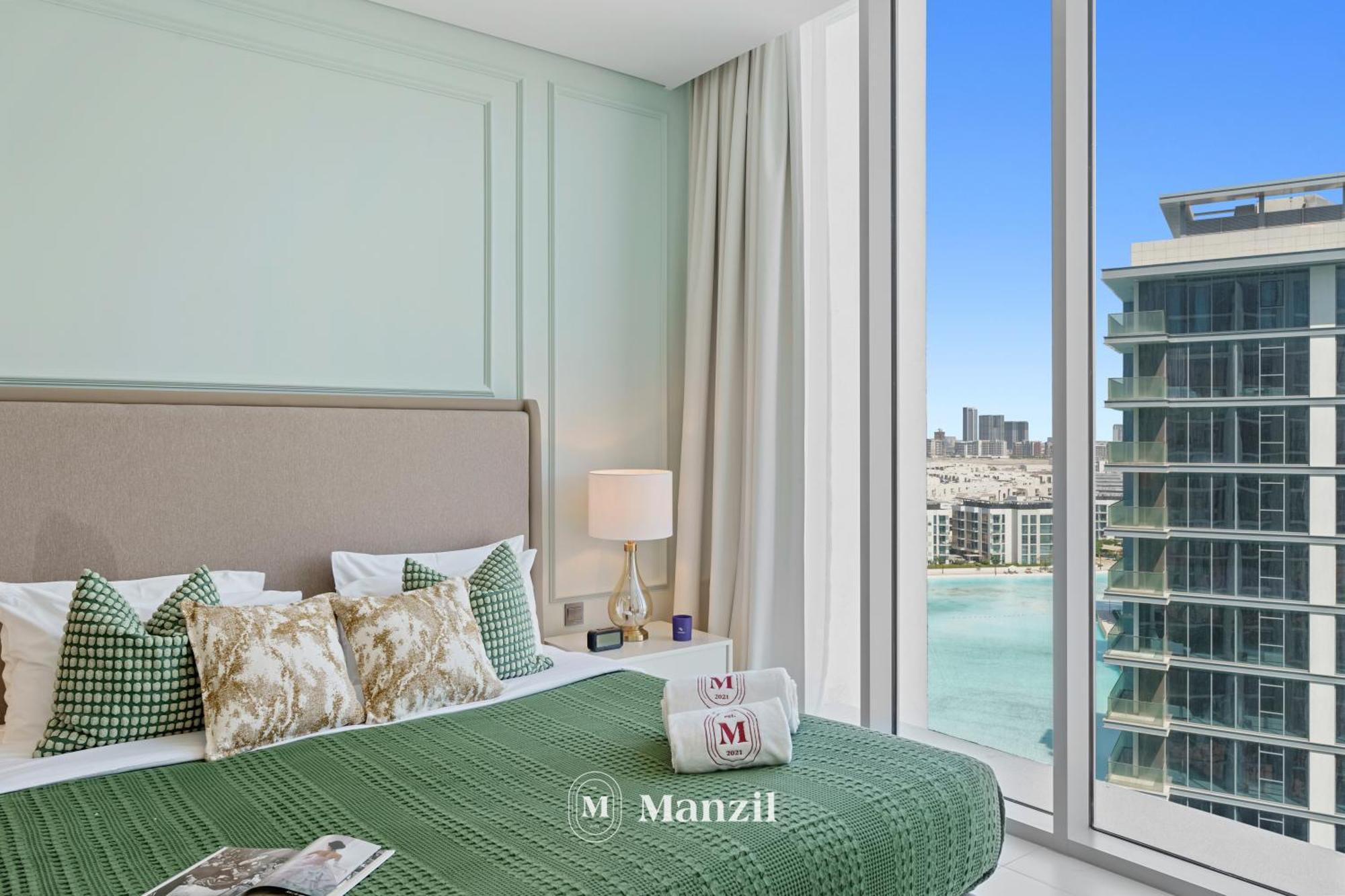 Manzil - 2br In District One With Lagoon & Burj Views