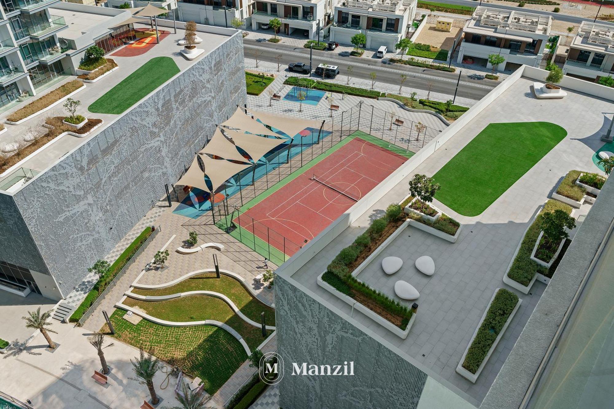 Manzil - 2br In District One With Lagoon & Burj Views Apartment *