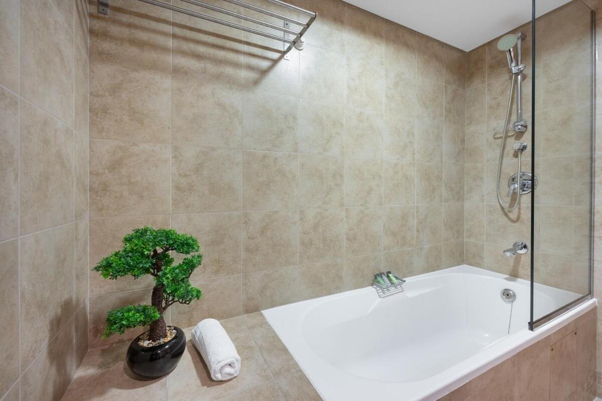 Charming At Sky Gardens In Difc With Stunning Views Apartment