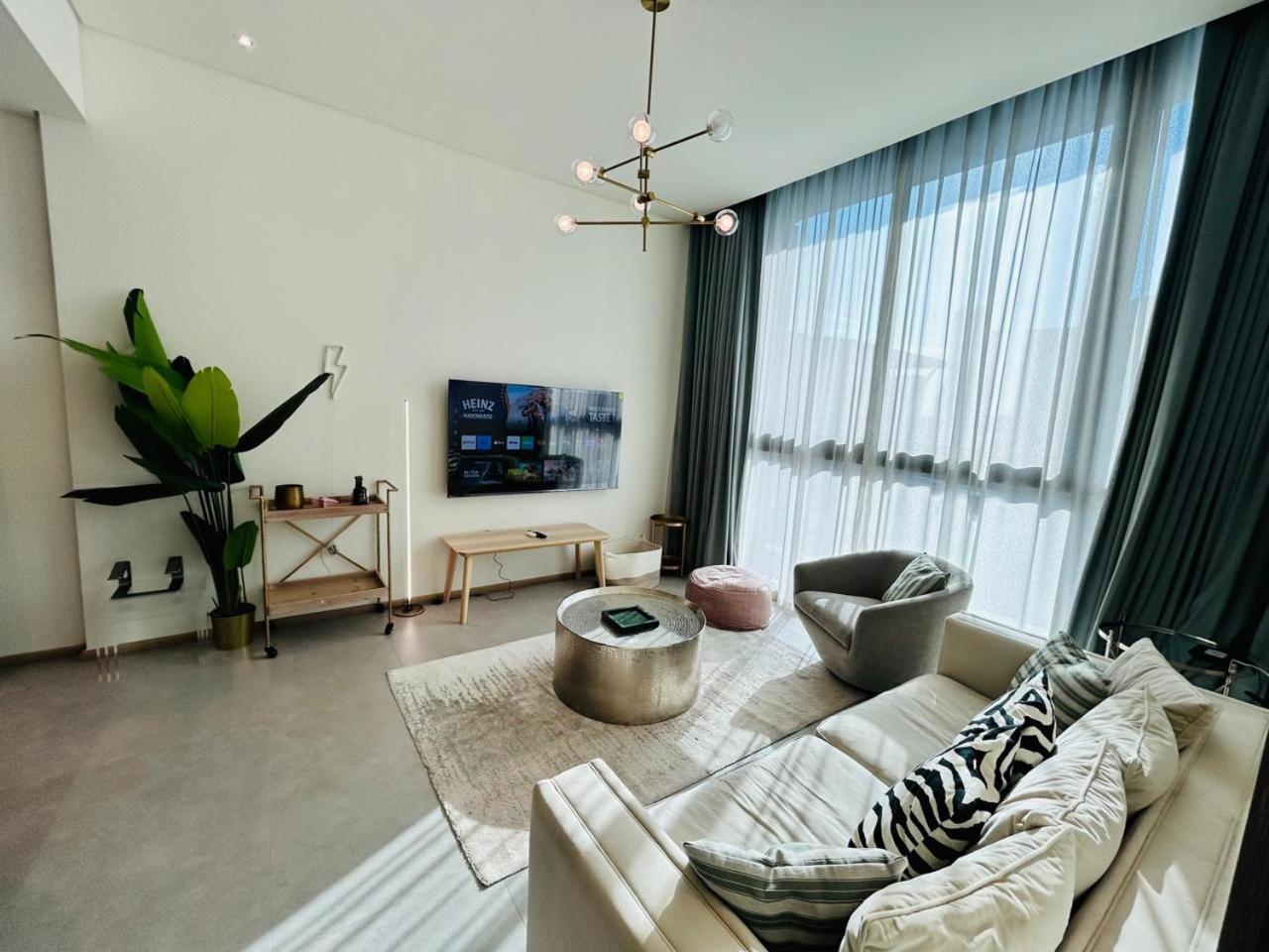 Apartment Premium 1bhk In Signature Living, Jvc! Pool View Dubai