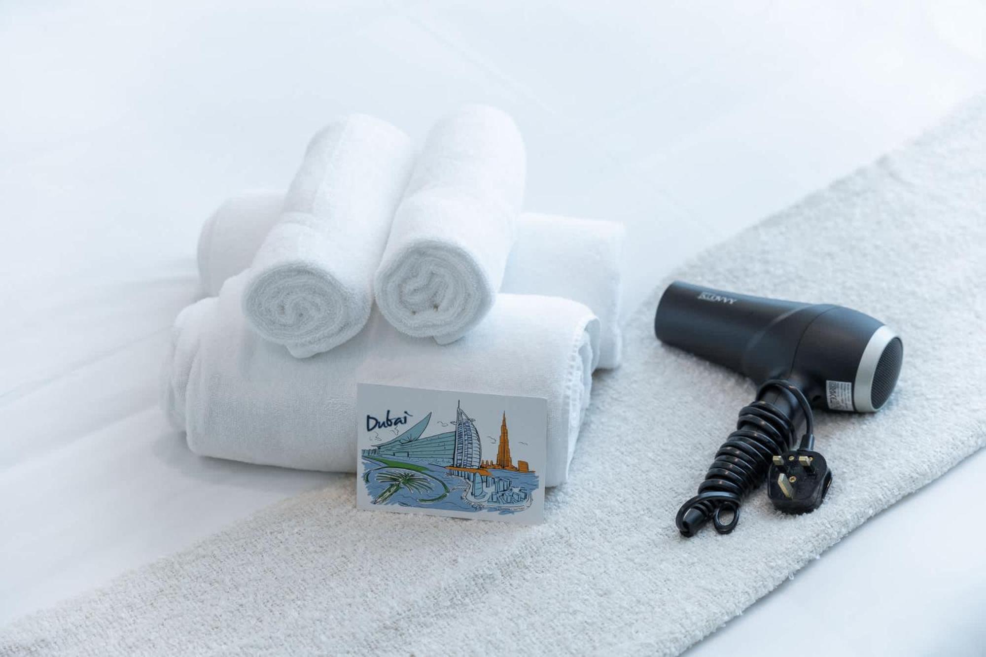 Glamorous 2-bedroom With Skyline Views In Business Bay Apartment Dubai