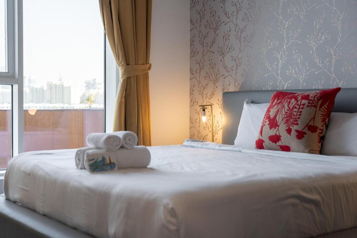 Apartment Glorious 3-bedroom With Beach Views At Tiara Residences In Palm Jumeirah *