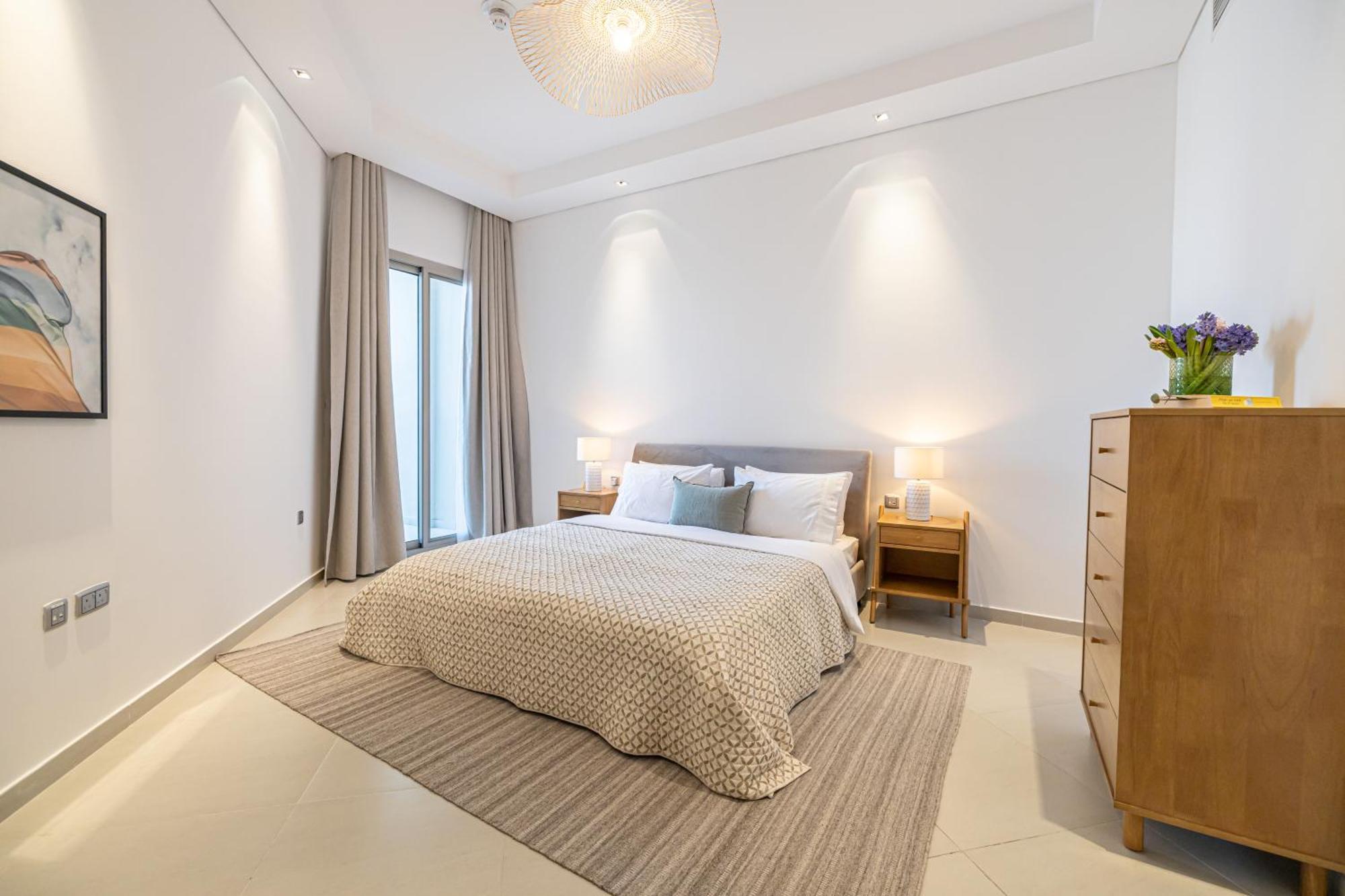 2br Api 1000 Community View Jumeirah Apartment