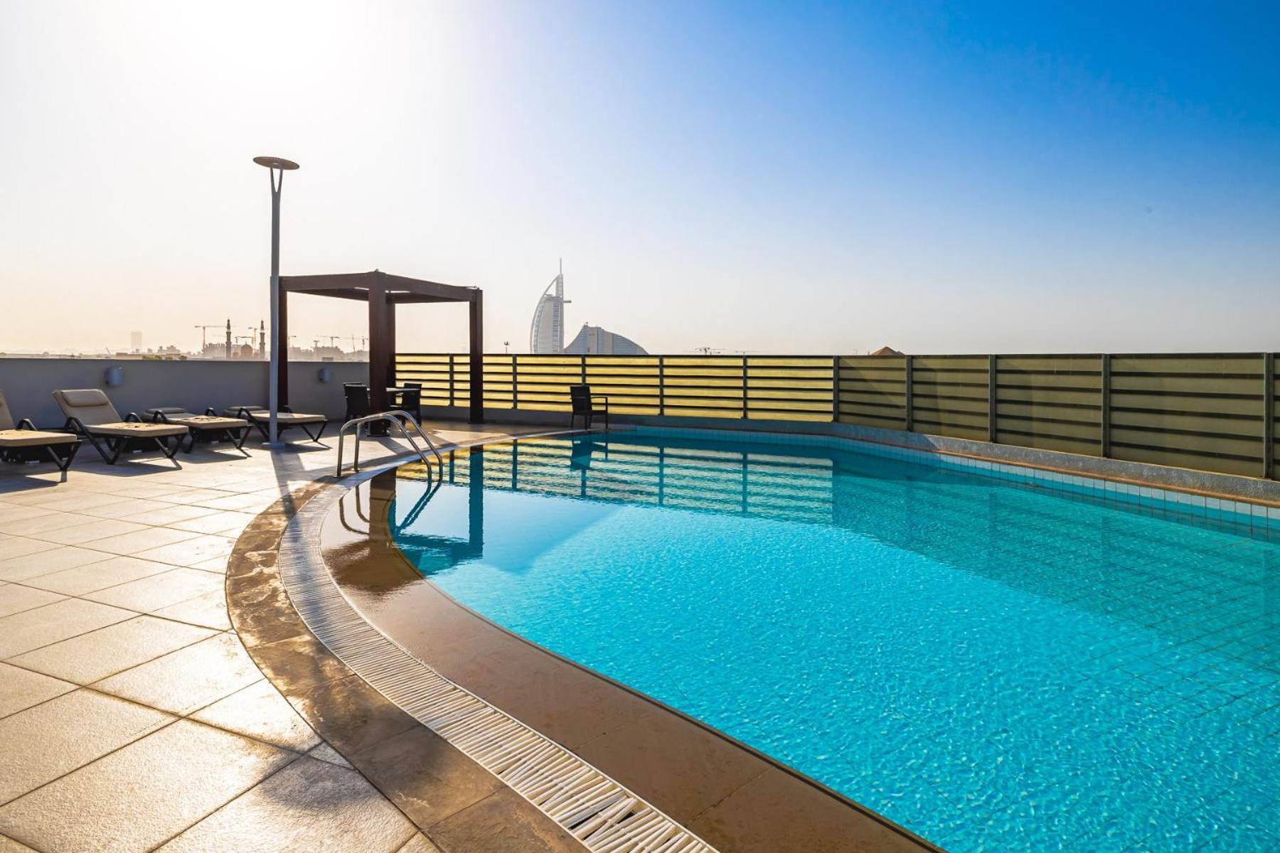 2br Api 1000 Community View Jumeirah Dubai