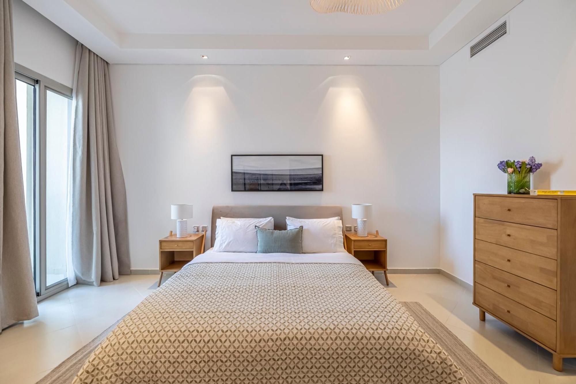 Apartment 2br Api 1000 Community View Jumeirah