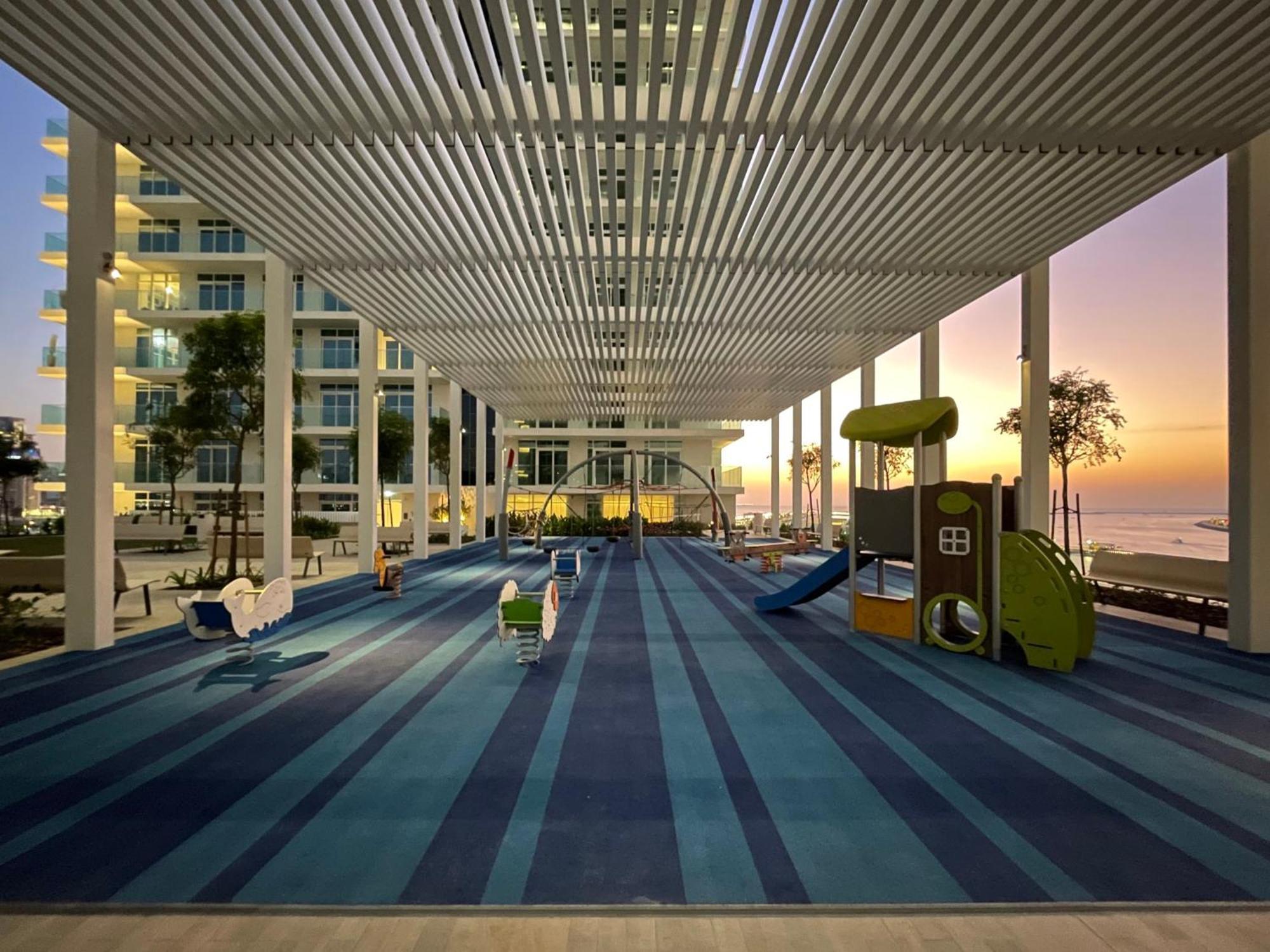 The Smart Concierge - Sunrise Bay 2 Apartment Dubai