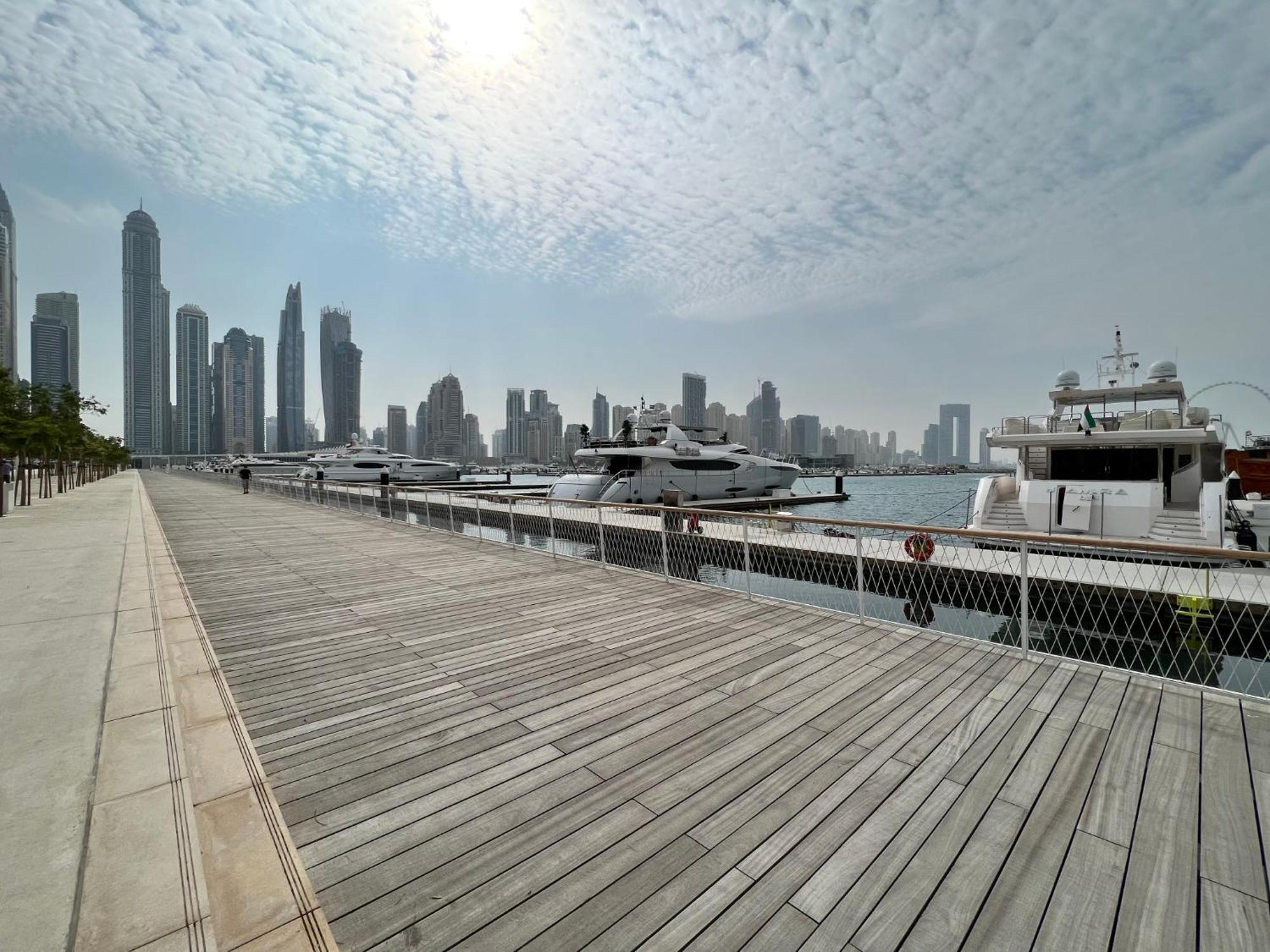 Apartment The Smart Concierge - Sunrise Bay 2 Dubai