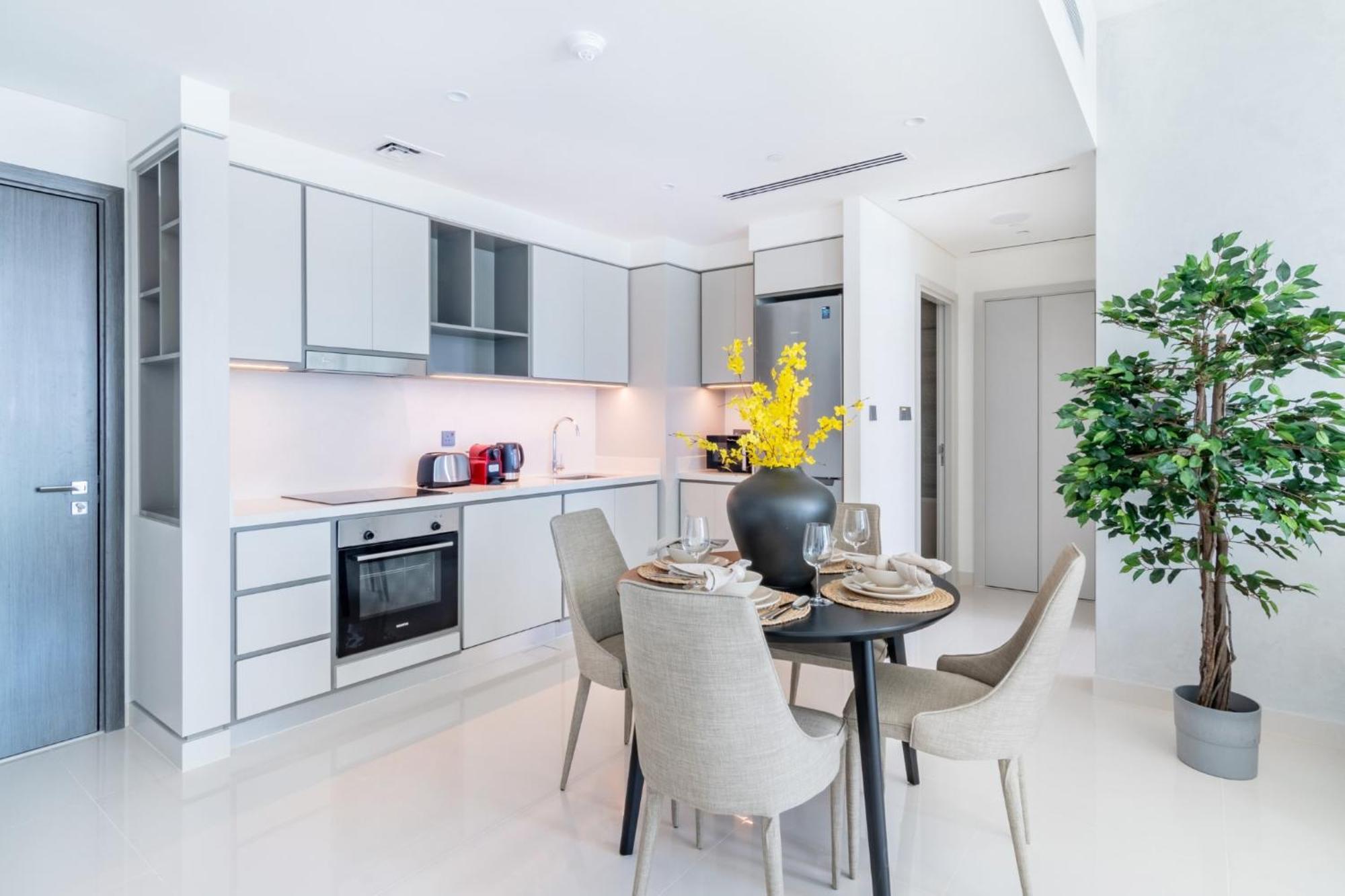The Smart Concierge - Sunrise Bay 2 Apartment