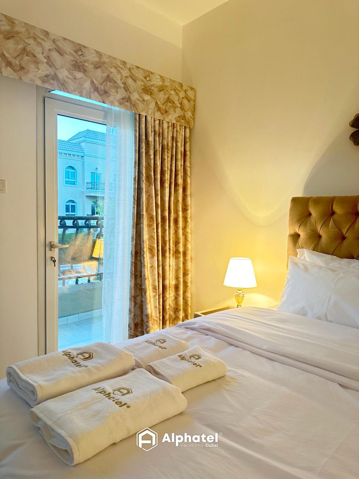Elegant 3-bedroom In Jvc - - Ideal For Modern Lifestyles - By Alphatel Vacations Guest house