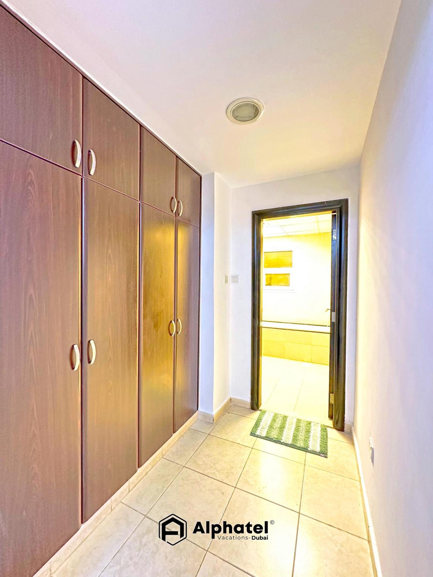 Elegant 3-bedroom In Jvc - - Ideal For Modern Lifestyles - By Alphatel Vacations