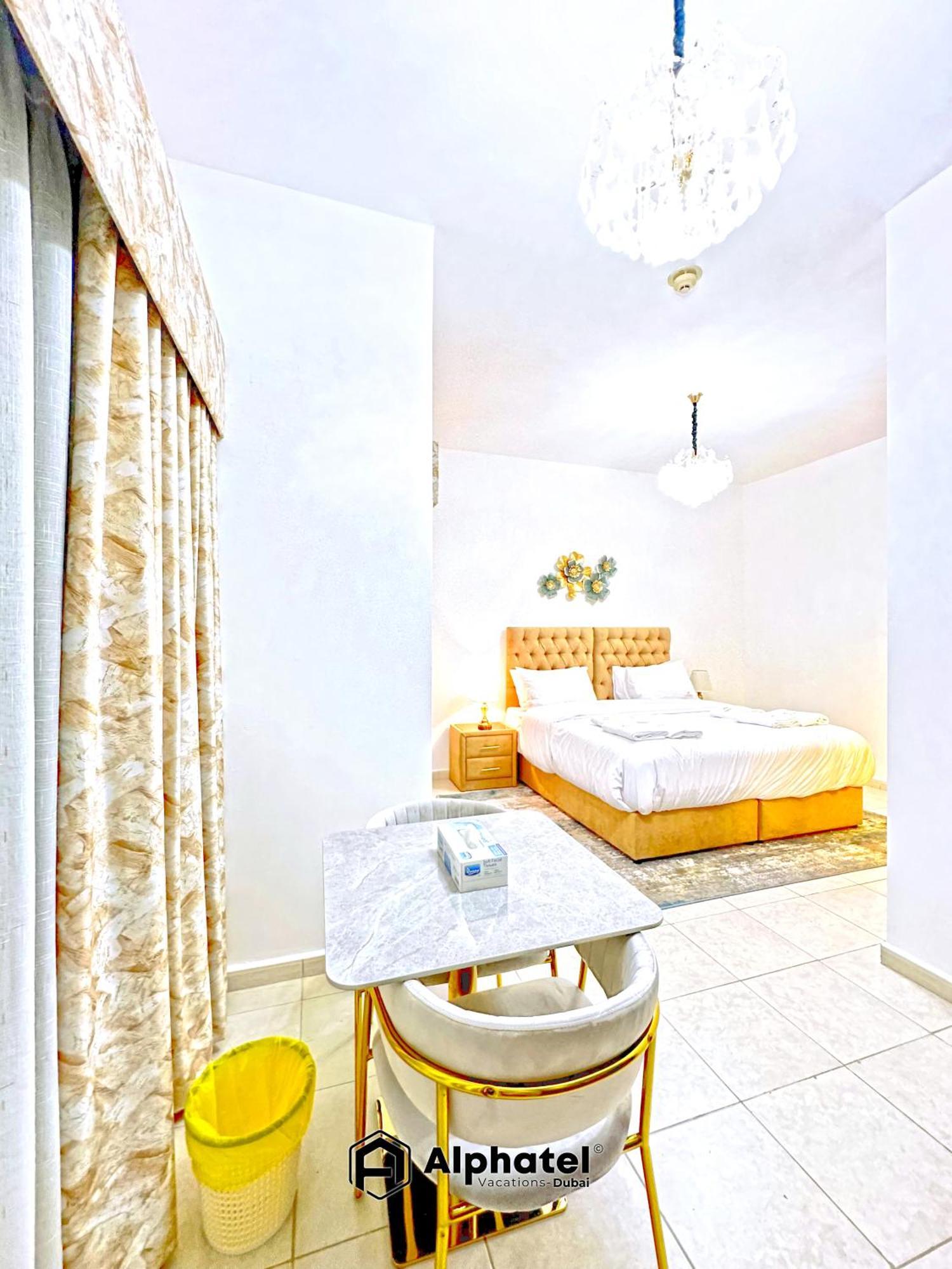 Guest house Elegant 3-bedroom In Jvc - - Ideal For Modern Lifestyles - By Alphatel Vacations Dubai