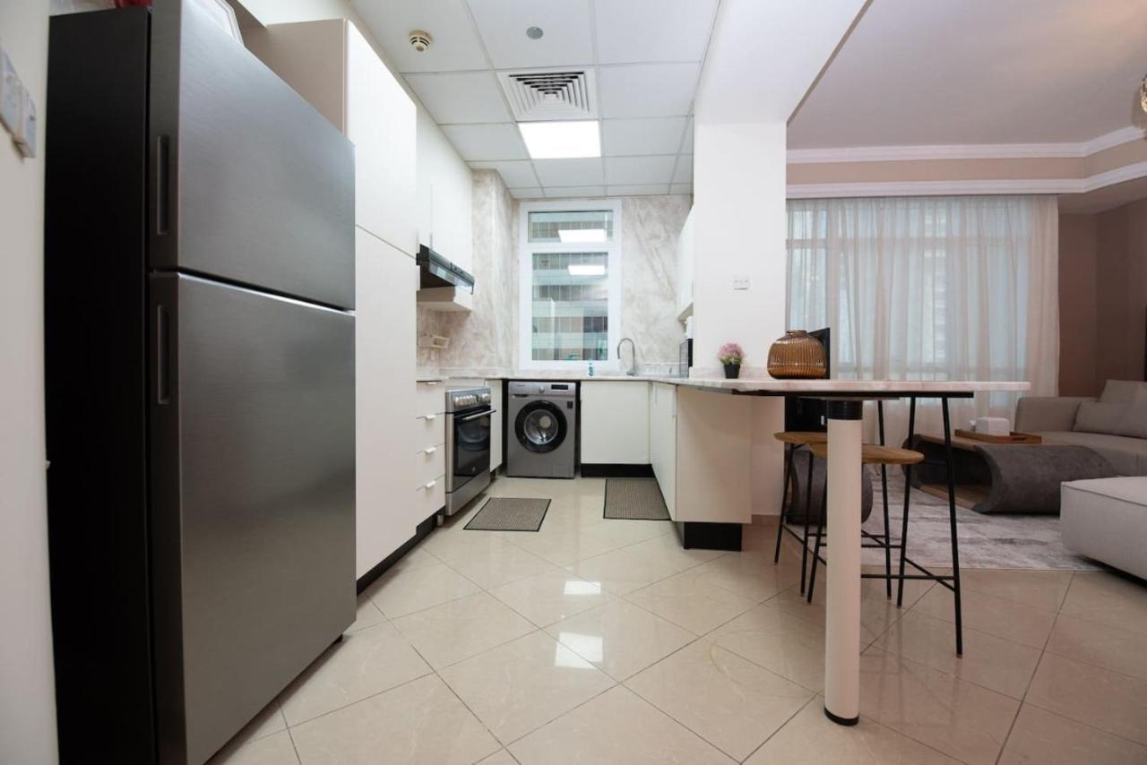 Apartment Modern 2-bed In The Heart Of Marina