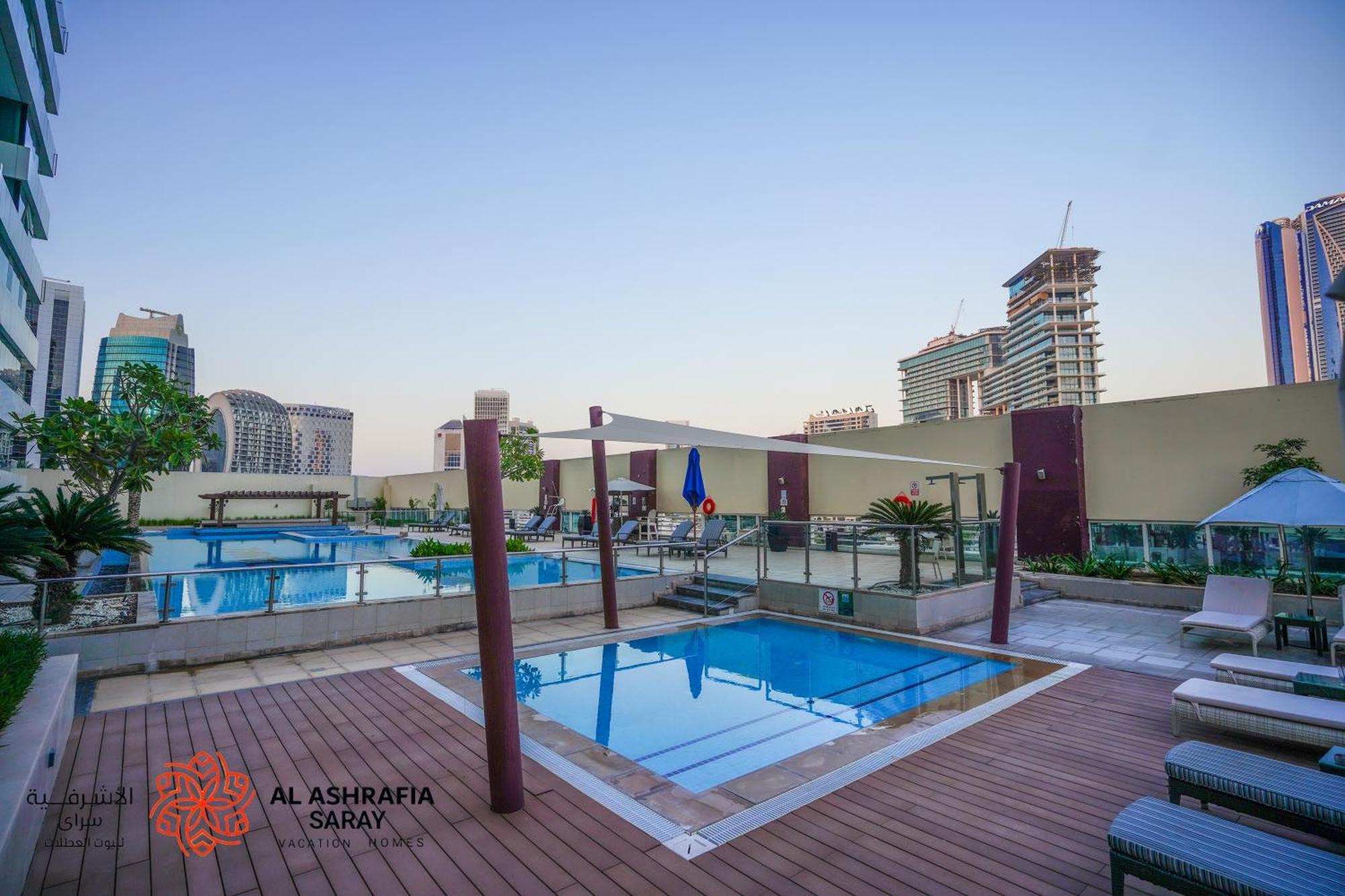 Alashrafia Saray- Upscale 1bdr In Canal Views Apartment Dubai