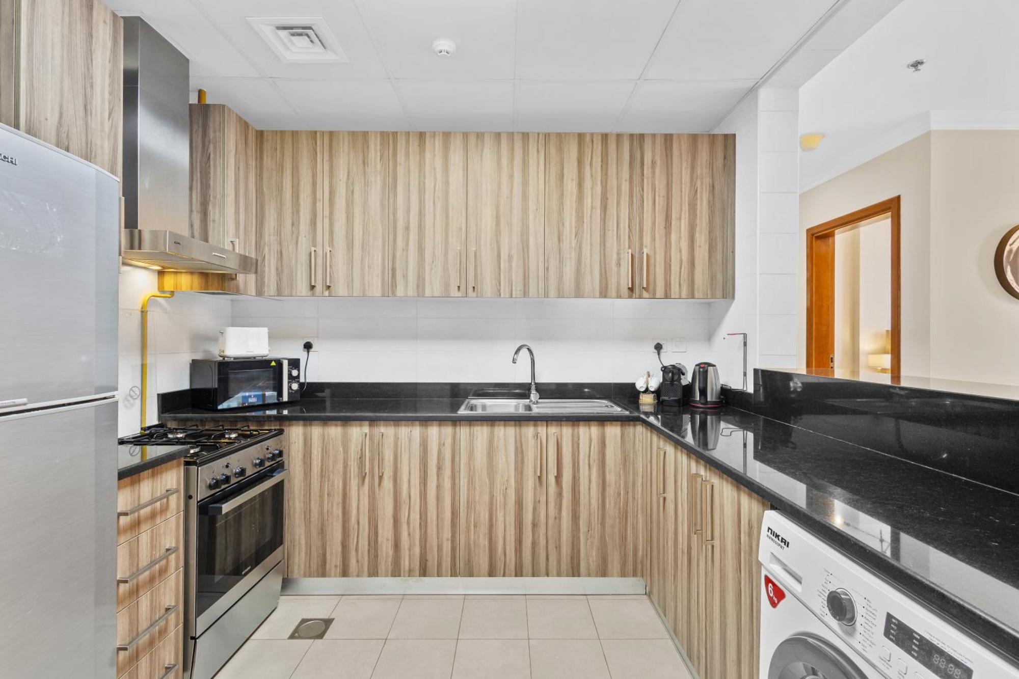 Premium 1 Bedroom Near Mall Apartment Dubai