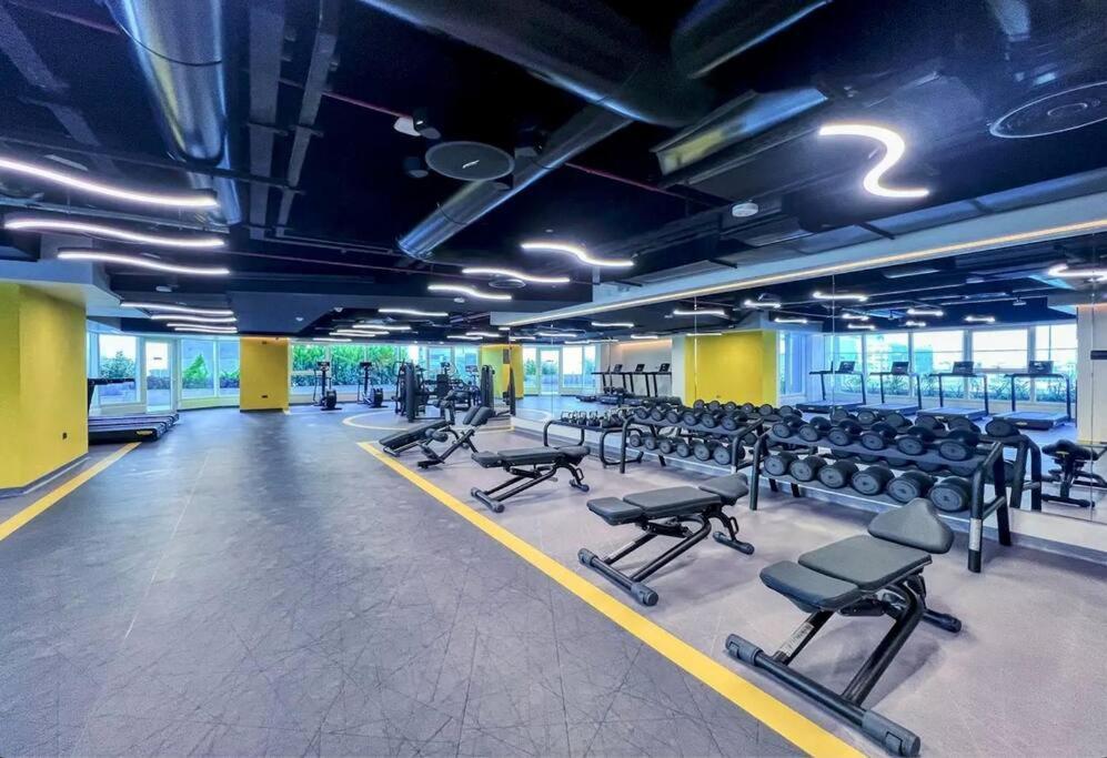 Apartment Stylish Stu In Medore With Modern Amenities Dubai
