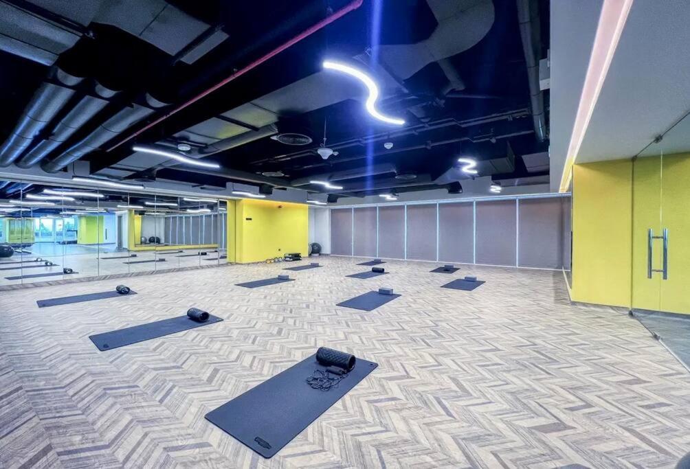 Stylish Stu In Medore With Modern Amenities * Dubai