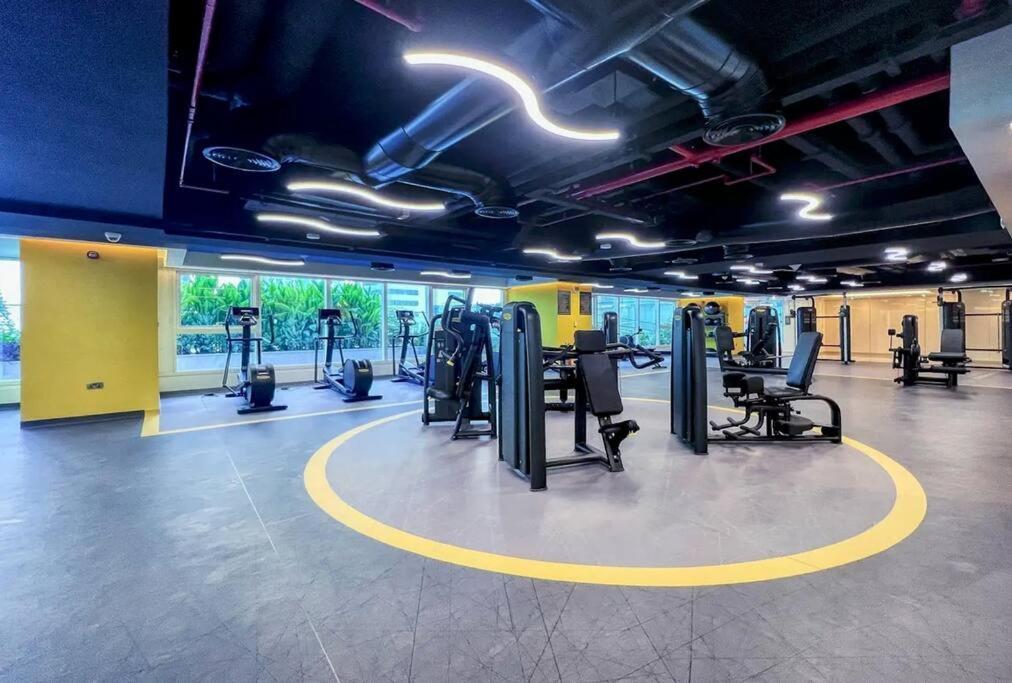 Stylish Stu In Medore With Modern Amenities Apartment Dubai