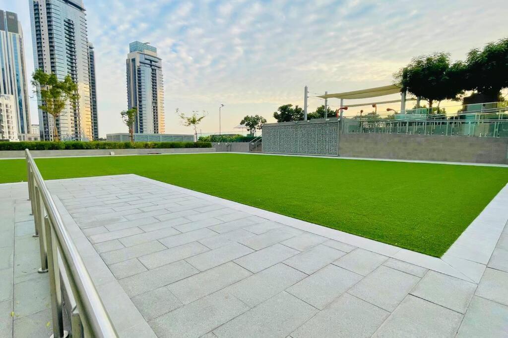 Stunning 1br With Beach View At Creek Harbour - 3606 Apartment