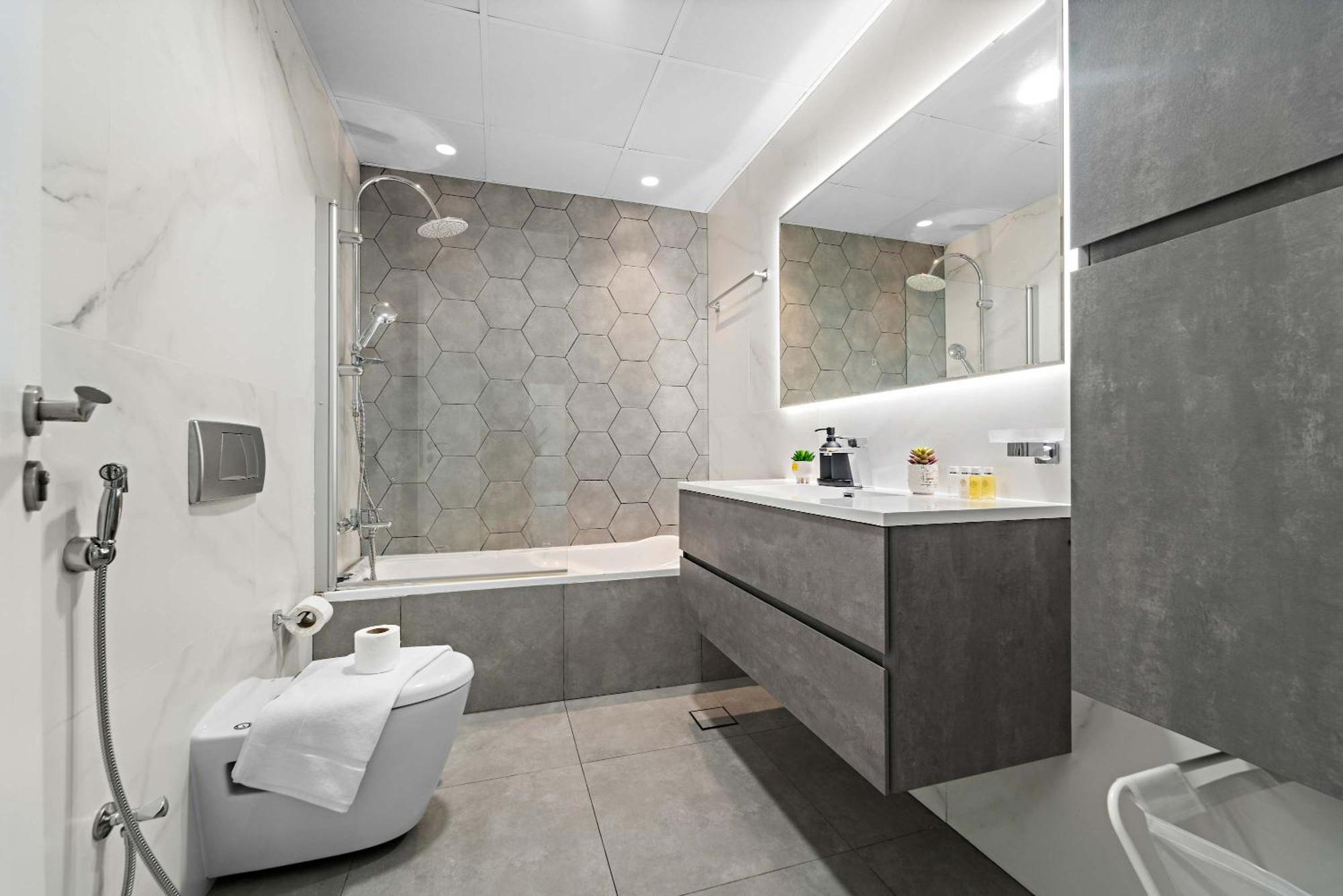 Silkhaus Family Friendly 4bdr In Marina Apartment Dubai