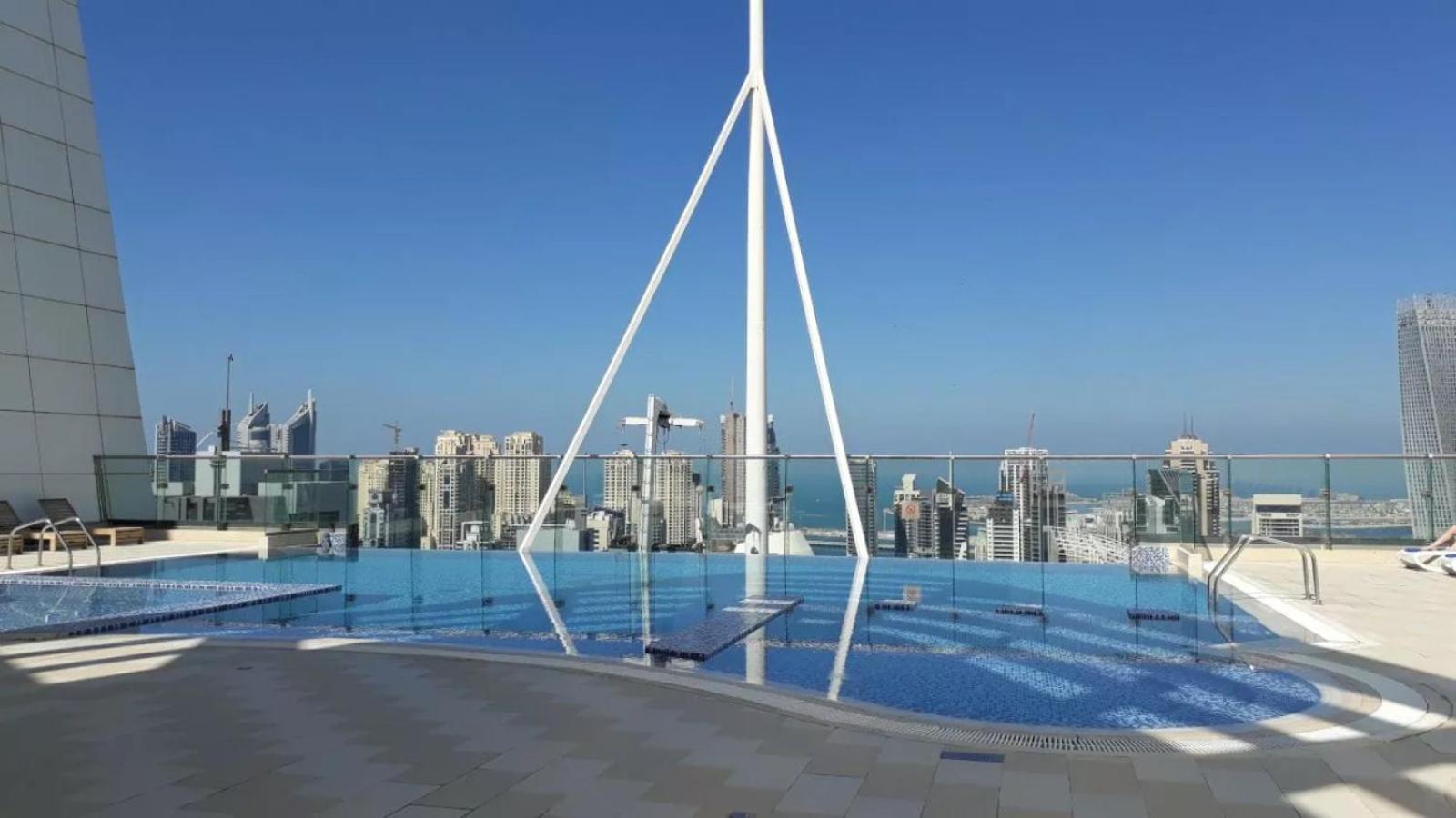 Fabulous In Jlt With View Dubai