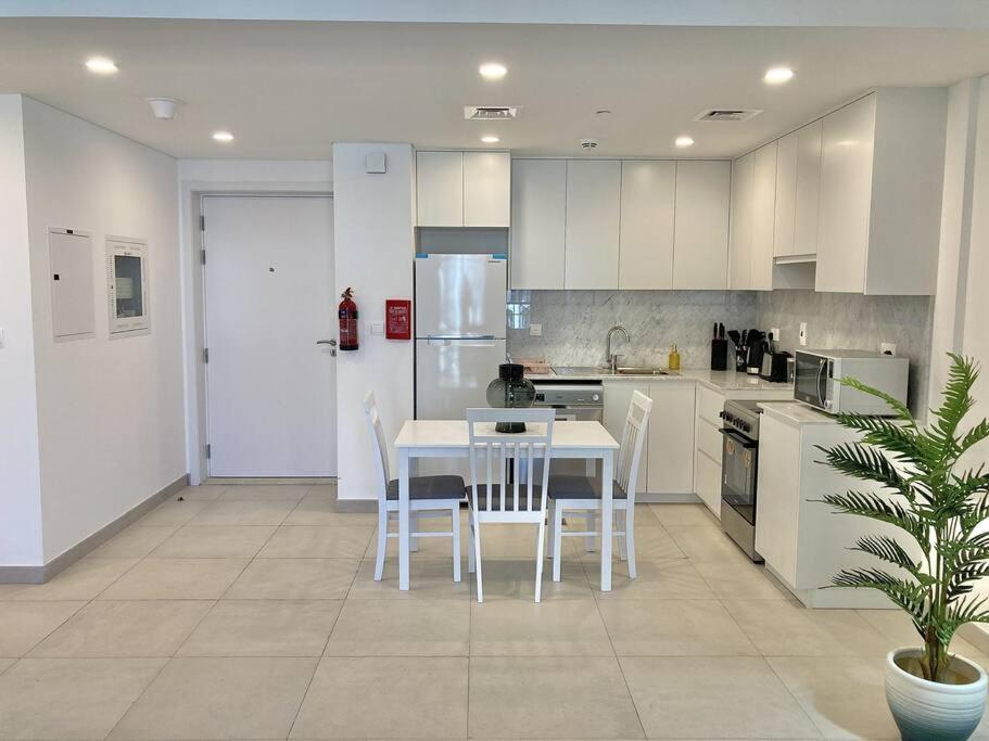 White Sage Tranquil Haven 1br With Burj Views * Dubai