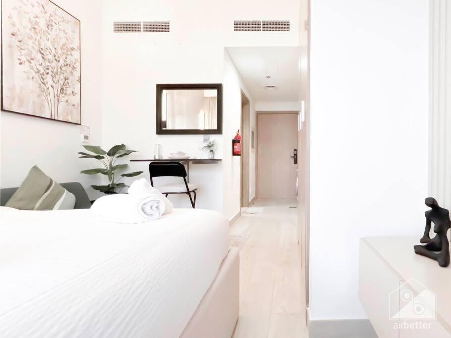 Opulent With Balcony At Aziz Riviera
