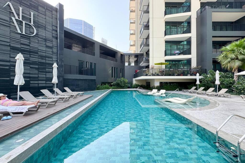 Stunning 1 Bedroom W Burj Khalifa View Apartment