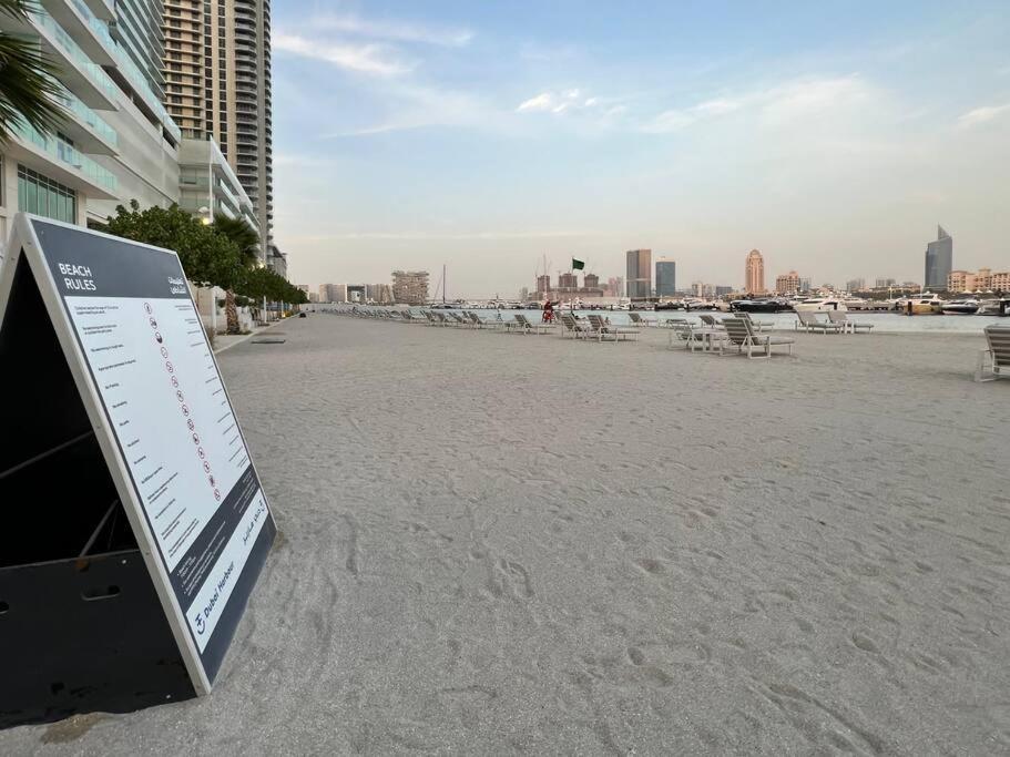 Apartment First Class 1br Stunning Marina & Palm View Dubai