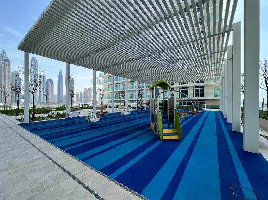 First Class 1br Stunning Marina & Palm View Apartment *