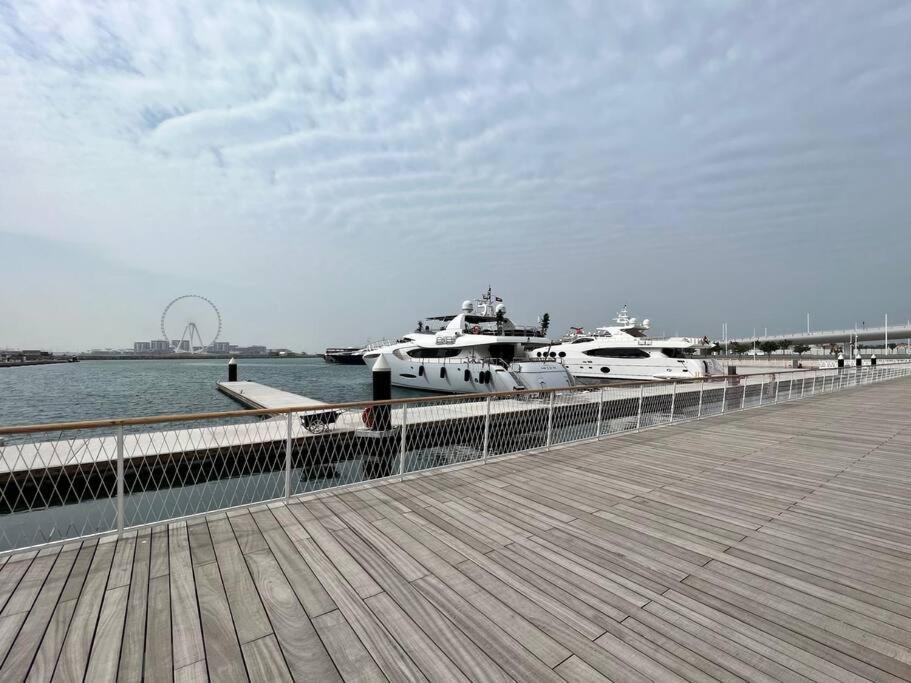 Apartment First Class 1br Stunning Marina & Palm View