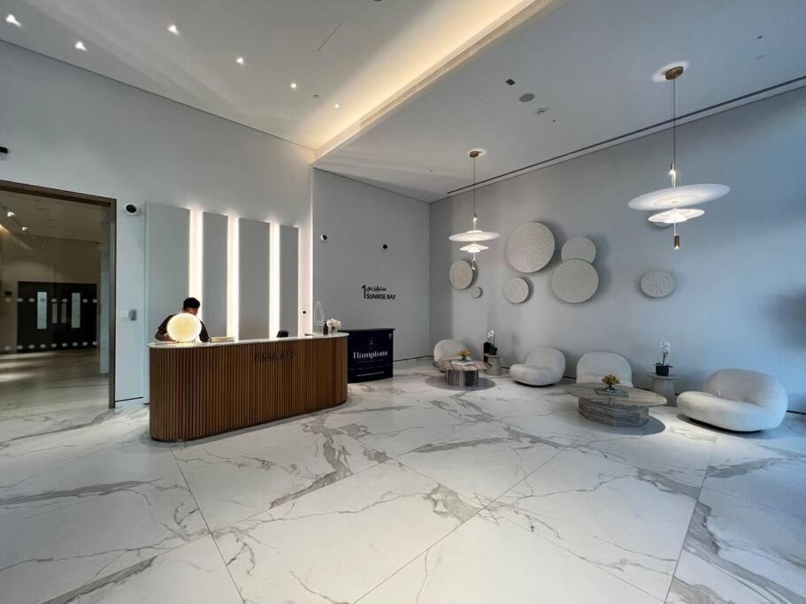 Apartment First Class 1br Stunning Marina & Palm View Dubai