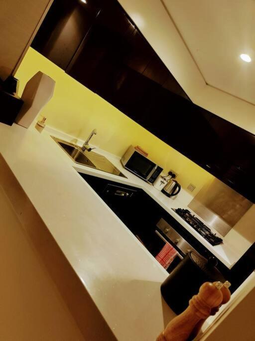 Luxury 1br Majestine Apartment Dubai