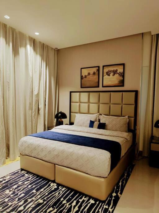 Luxury 1br Majestine * Dubai