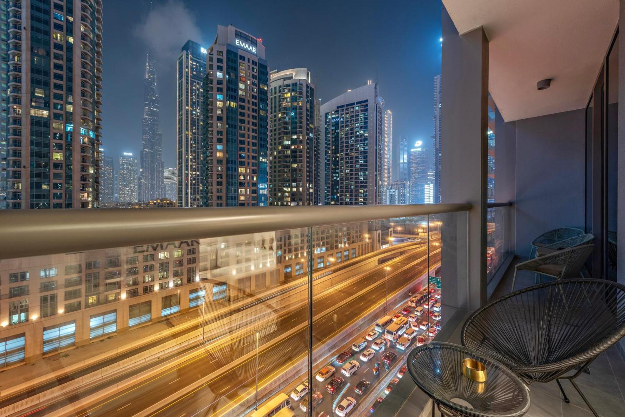 Apartment Elegant 1br With Walk-in Closet & Burj Views *