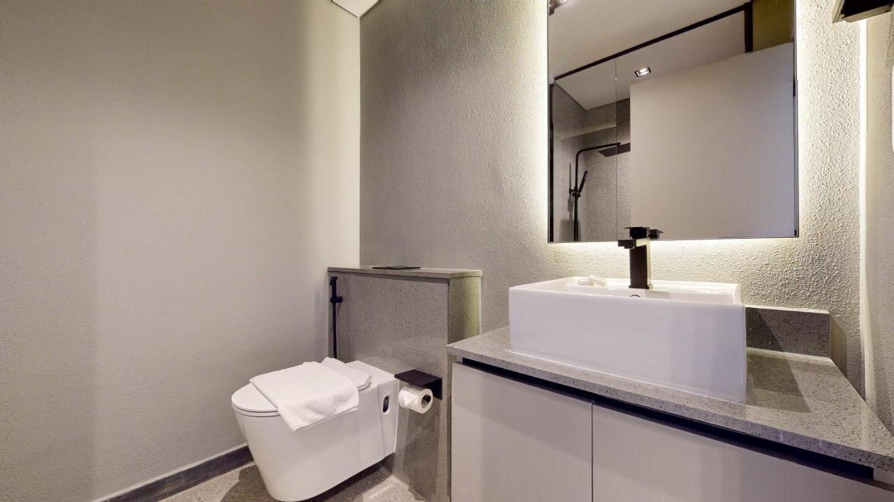 Mag Eye 910 - Aesthetic In Meydan Apartment *