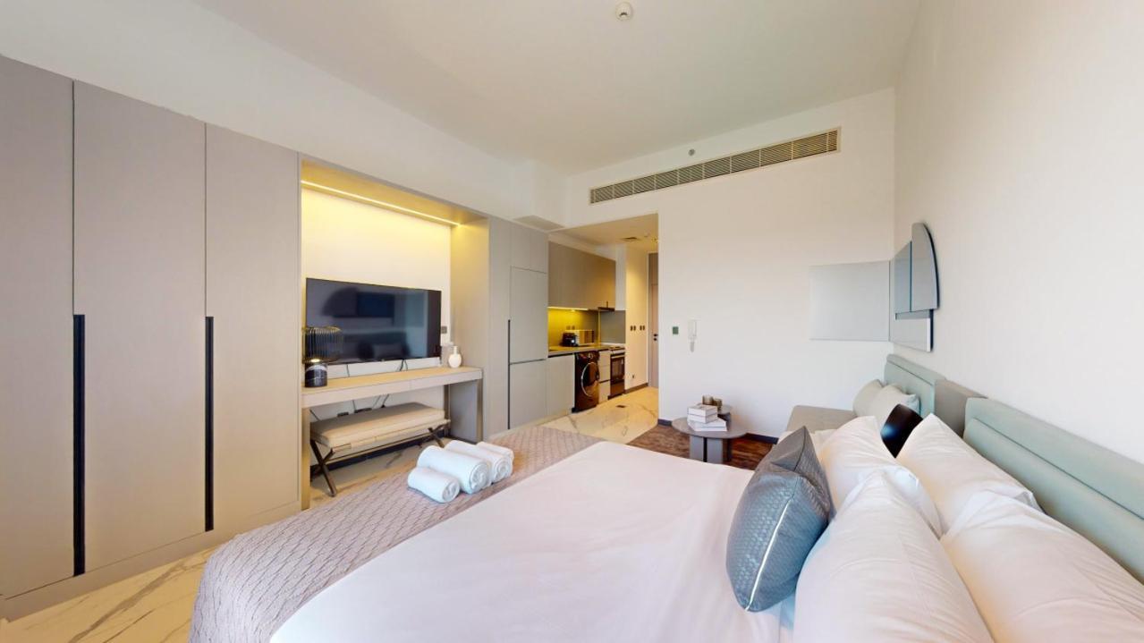 Mag Eye 910 - Aesthetic In Meydan Apartment