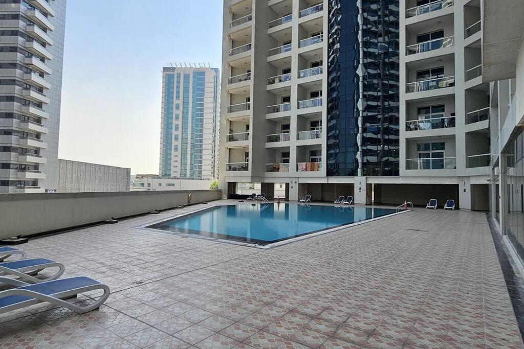 Barsha Heights Near Dic Metro & Emirates Mall Apartment