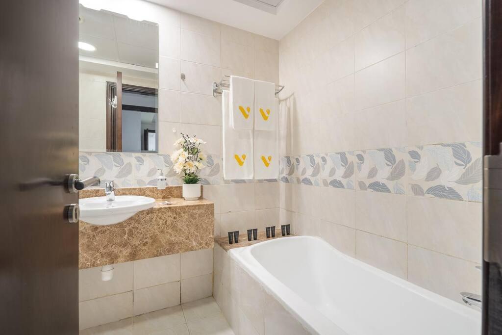 Barsha Heights Near Dic Metro & Emirates Mall Dubai
