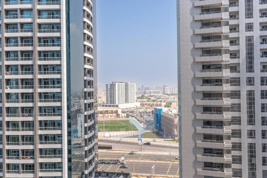 Barsha Heights Near Dic Metro & Emirates Mall Apartment Dubai