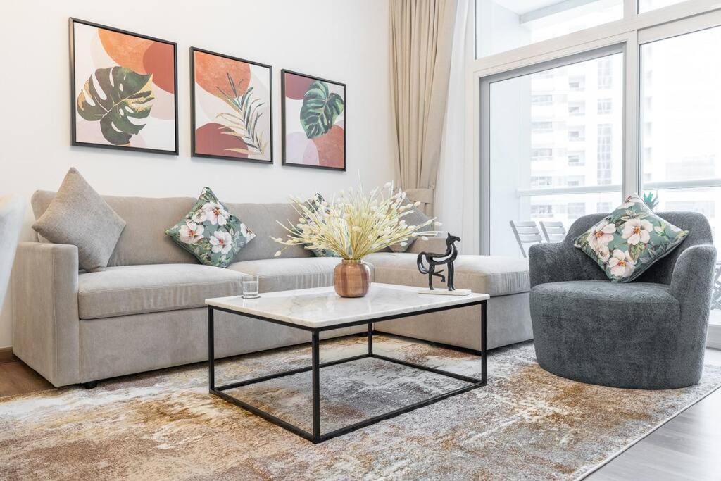 Barsha Heights Near Dic Metro & Emirates Mall Apartment Dubai