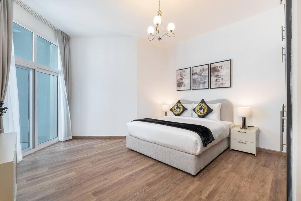 Apartment Barsha Heights Near Dic Metro & Emirates Mall Dubai