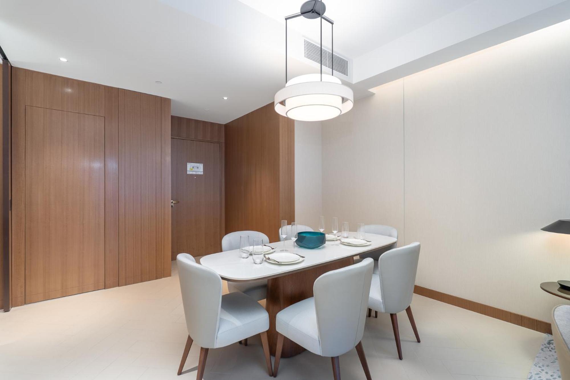 Apartment Spacious 3 Bedroom In Downtown With Burj Khalifa View *
