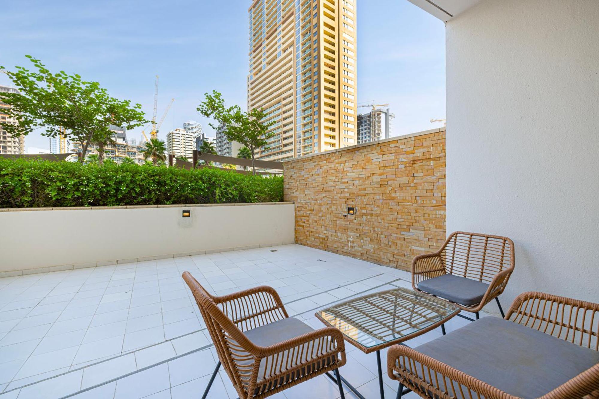 Apartment Daniels Stylish 1br In Jumeirah Village Circle Dubai