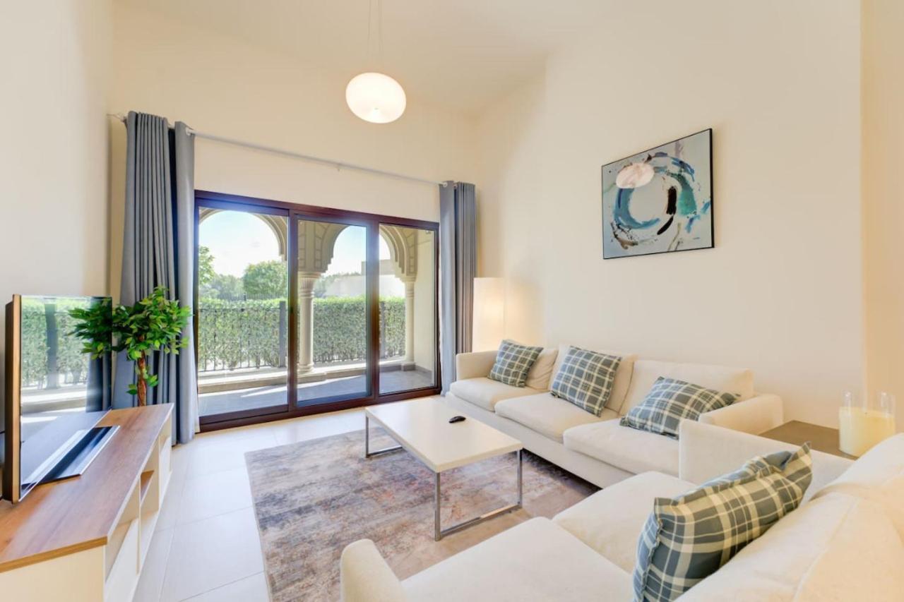 Apartment Serene 2-bed Haven In Jumeirah Golf Estates Dubai