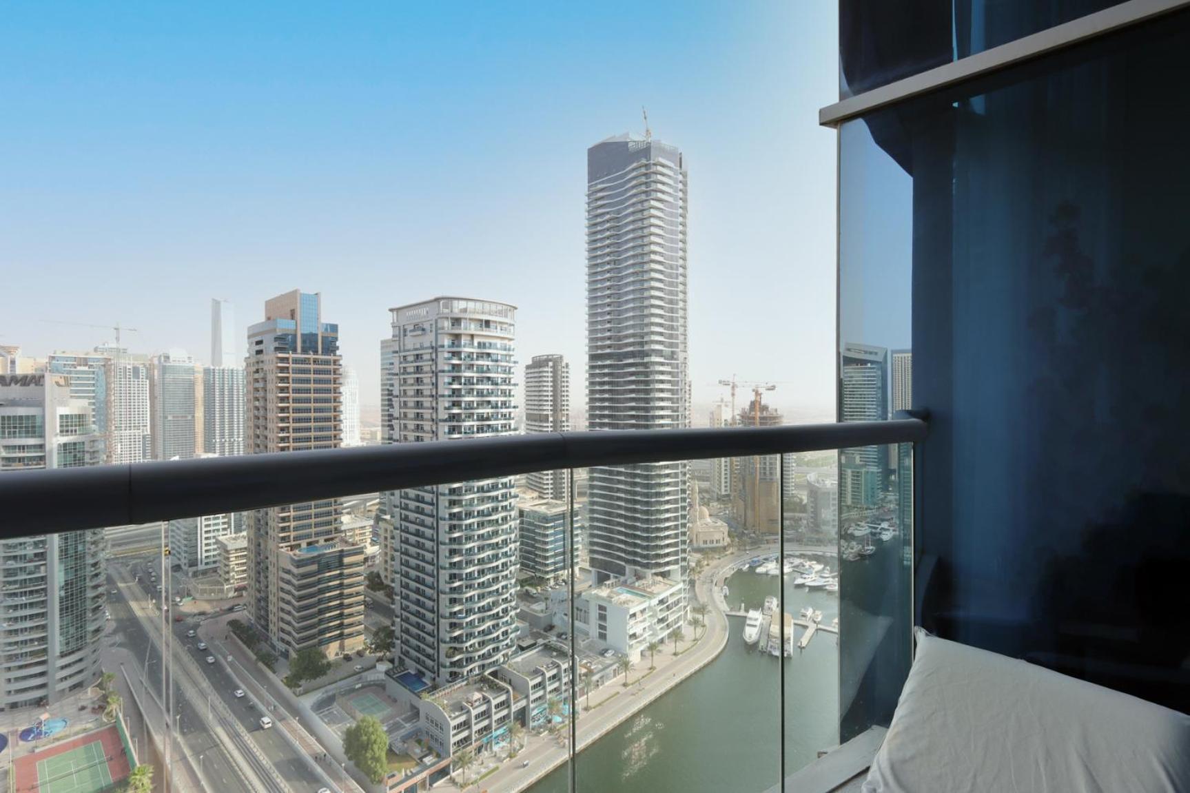 Marina Wharf High Floor With Open View * Dubai