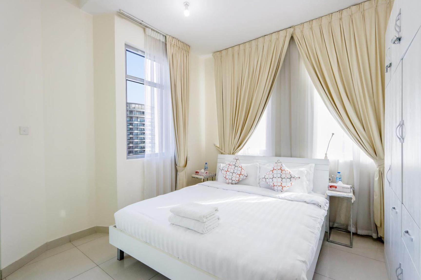 Marina Wharf High Floor With Open View