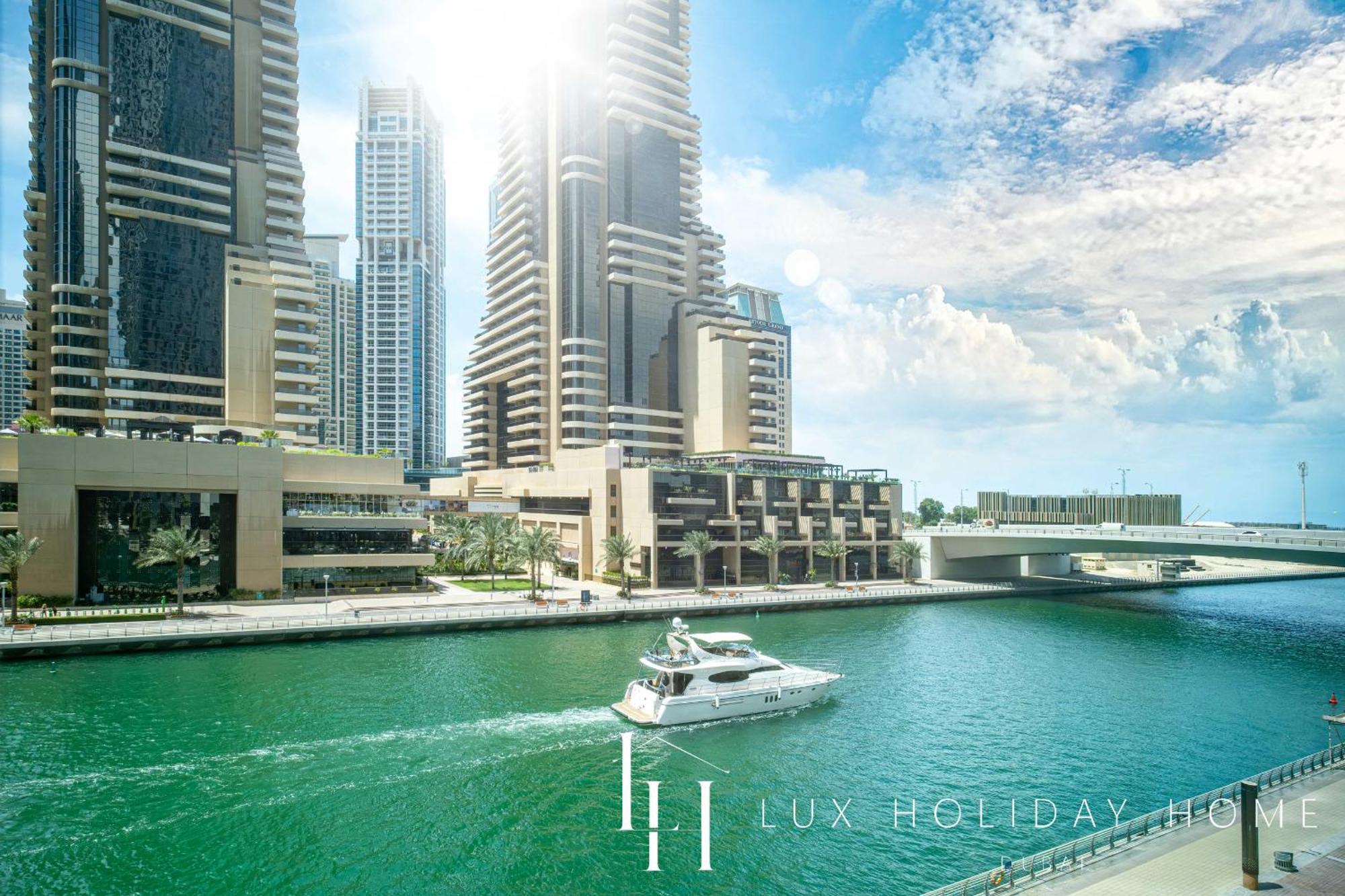 Lux The Cayan Superior In The Marina Apartment Dubai