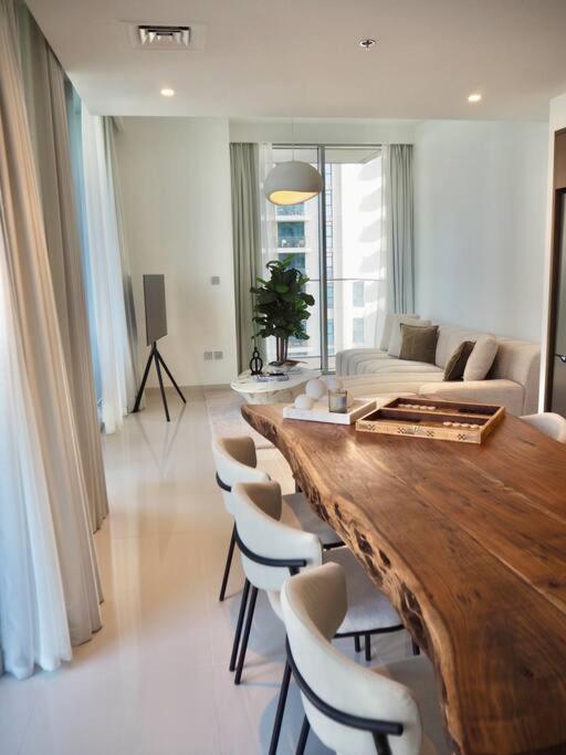 Apartment Brandnew, Oceanview, Privatebeach, 1bed Dubai