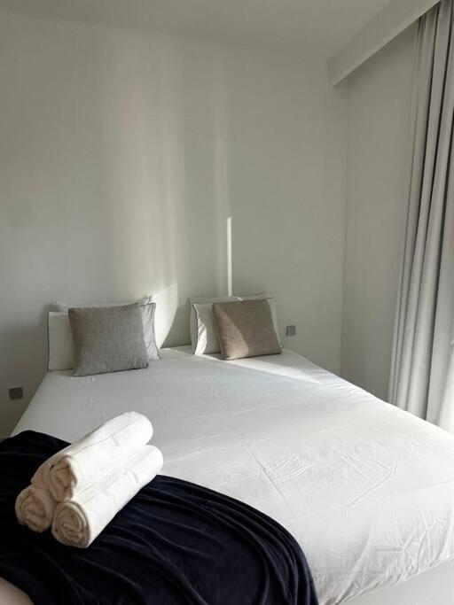 Brandnew, Oceanview, Privatebeach, 1bed *