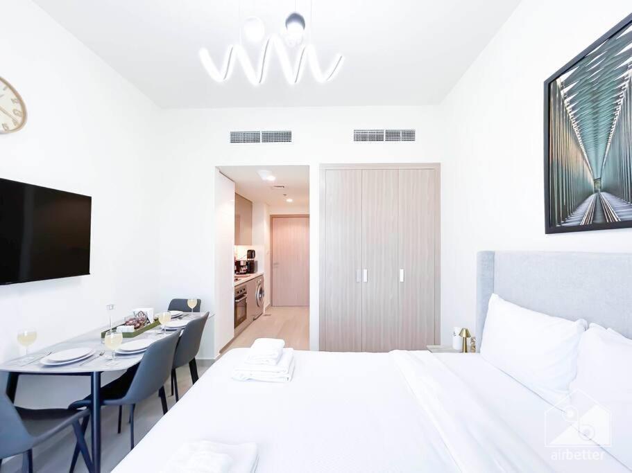 Amazing With Balcony & View Riviera Meydan Apartment